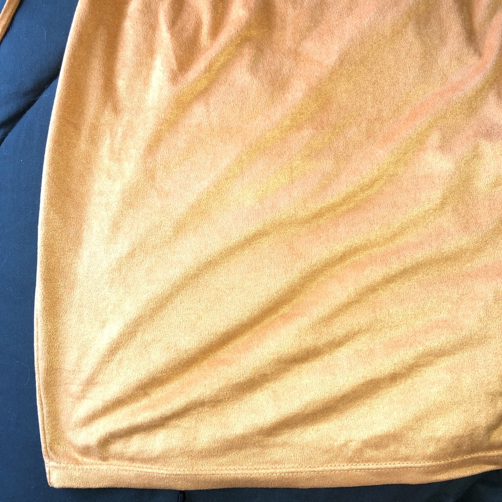Soft Velvet Mini-Dress - Picture 4 of 4
